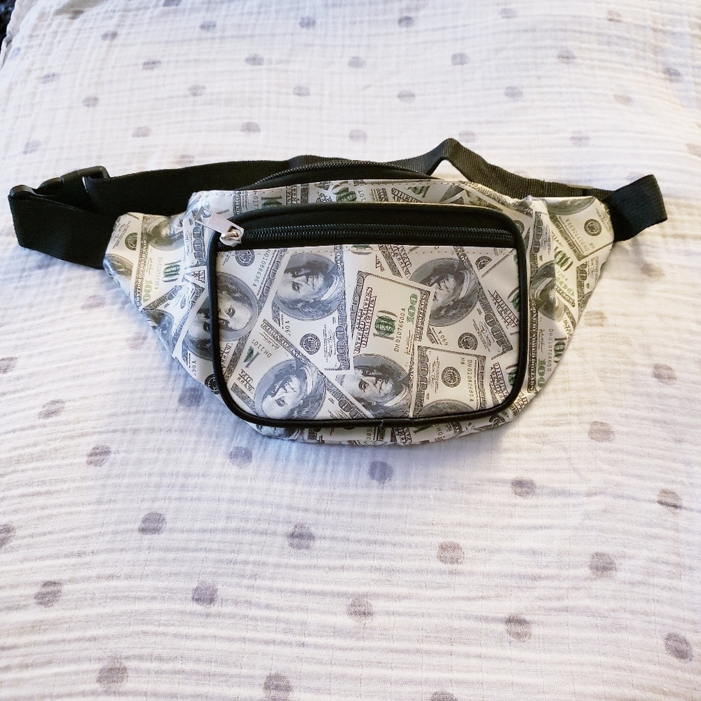 $100/ One Hundred Bill Pattern Belt Bag. NEW.